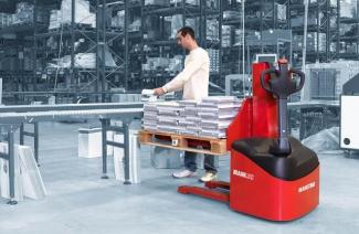 Regalové zakladače Ruční paletové vozíky Manitou Stacky 14 ac