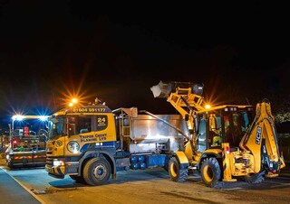 Rypadlo-nakladače JCB 3CX Compact Pro