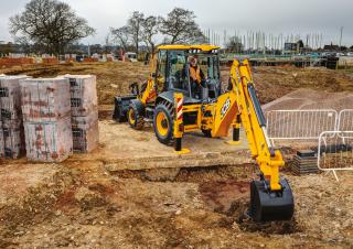 Rypadlo-nakladače JCB 3CX Plus
