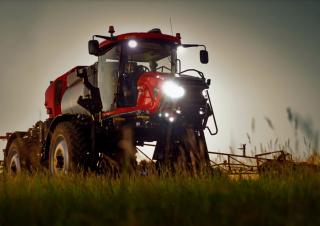 Samojízdné postřikovače Case IH Patriot 3250