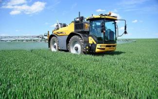 Samojízdné postřikovače Challenger RoGator 635