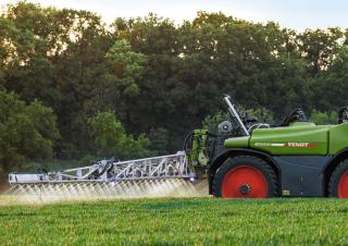 Samojízdné postřikovače Fendt Rogator 655