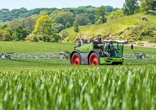 Samojízdné postřikovače Fendt Rogator 665 