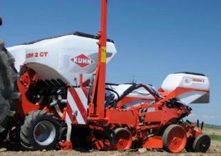 Secí stroje Kuhn Maxima 2 GT 950