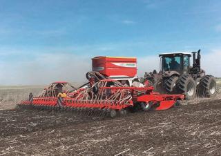 Secí stroje Pöttinger Terrasem C 9 fertilizer