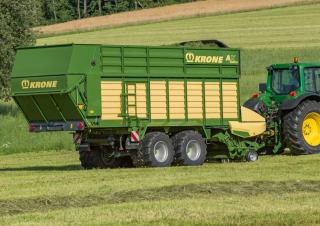 Silážní přívěsy Krone AX 280 HD