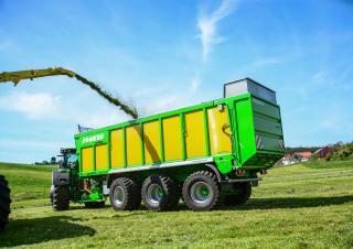 Silážní přívěsy Joskin DRAKKAR 9600/35T150