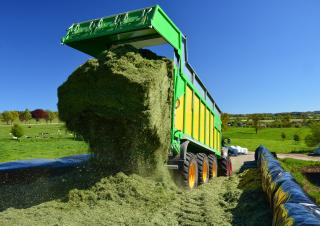 Silážní přívěsy Joskin DRAKKAR-CARGO2 8600/31/150