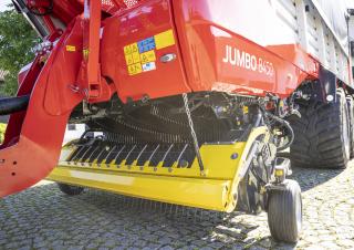 Silážní přívěsy Pöttinger Jumbo 8450 DB