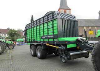 Silážní přívěsy DEUTZ-FAHR RotoMaster 4516