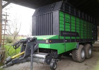Silážní přívěsy DEUTZ-FAHR RotoMaster 5520
