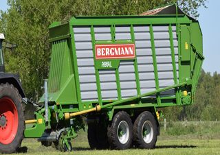 Silážní přívěsy L. Bergmann Royal 280 K