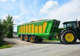 Silážní přívěsy Joskin SILO-SPACE 2 590T