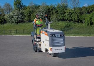 Silniční frézy Wirtgen W 35 Ri