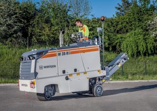 Silniční frézy Wirtgen W 35 Ri