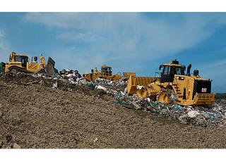 Skládkové kompaktory Caterpillar 826K