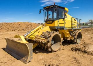 Skládkové kompaktory Bomag BC 473 EB 4