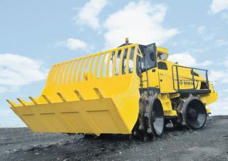 Skládkové kompaktory Bomag BC 473 RS 3