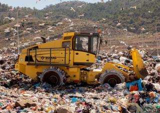 Skládkové kompaktory Bomag BC 473 RS 4