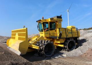 Skládkové kompaktory Bomag BC 772 EB 4