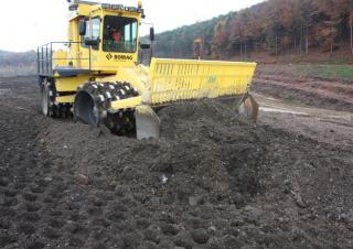 Skládkové kompaktory Bomag BC 772 EB 4