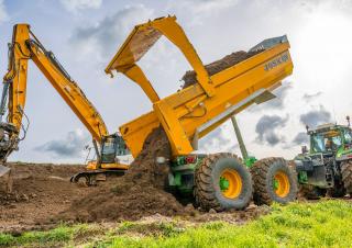 Dopravní technologie Sklápěcí přívěsy Joskin TRANS-KTP 24/54