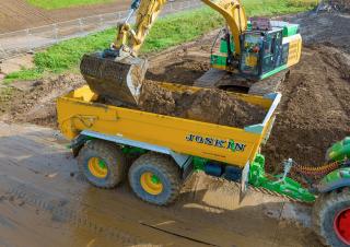Dopravní technologie Sklápěcí přívěsy Joskin TRANS-KTP 24/54