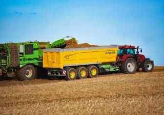 Dopravní technologie Sklápěcí přívěsy Joskin TRANS-SPACE 9200/26TRC125