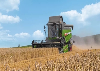 Sklízecí mlátičky Fendt 5255 L 