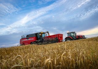 Sklízecí mlátičky Massey Ferguson Activa 7342