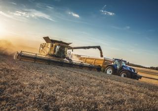 Sklízecí mlátičky New Holland CR8.90 12.5