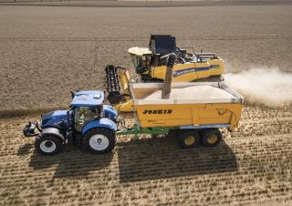 Sklízecí mlátičky New Holland CX6.80