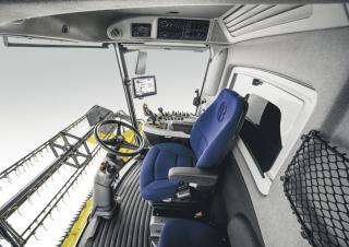 Sklízecí mlátičky New Holland CX6.80