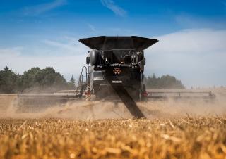 Sklízecí mlátičky Massey Ferguson Ideal 8