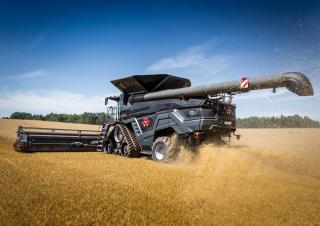 Sklízecí mlátičky Massey Ferguson Ideal 9 T