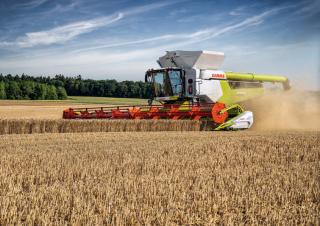 Sklízecí mlátičky Claas Lexion 8700