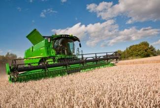 Sklízecí mlátičky John Deere S 680