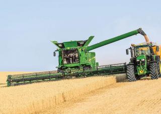 Sklízecí mlátičky John Deere S785 HM