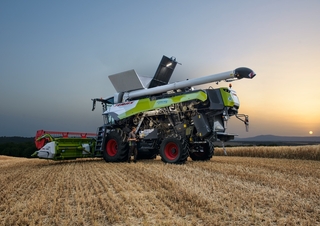 Sklízecí mlátičky Claas Trion 720   