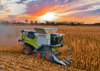 Sklízecí mlátičky Claas Trion 740 Terra Trac