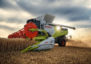 Sklízecí mlátičky Claas Trion 750   