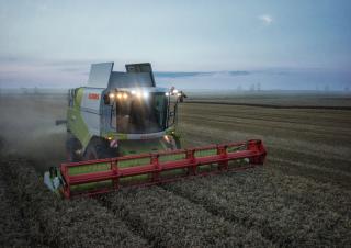 Sklízecí mlátičky Claas Tucano 550