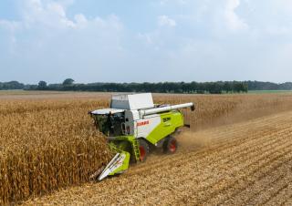 Sklízecí mlátičky Claas Tucano 550