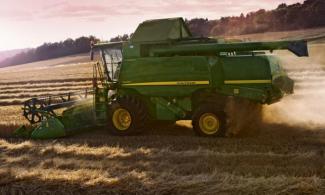 Sklízecí mlátičky John Deere W 650 LL