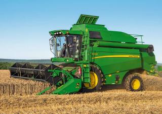 Sklízecí mlátičky John Deere W440 PTC
