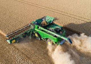 Sklízecí mlátičky John Deere X9 1000  