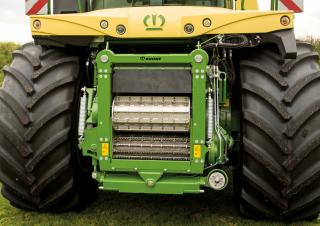 Sklízecí řezačky - pohon na 2 kola Krone BiG X 880 