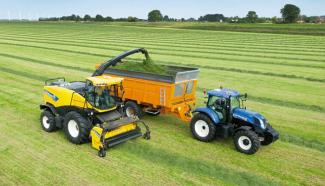 Sklízecí řezačky - pohon na 4 kola New Holland FR 500