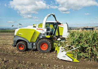Sklízecí řezačky - pohon na 4 kola Claas Jaguar 870
