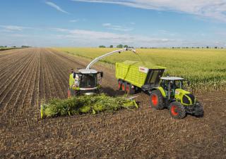 Sklízecí řezačky - pohon na 4 kola Claas Jaguar 970